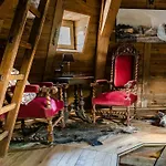 Holiday home Schloss Adolphsburg Im Sauerland Oberhundem