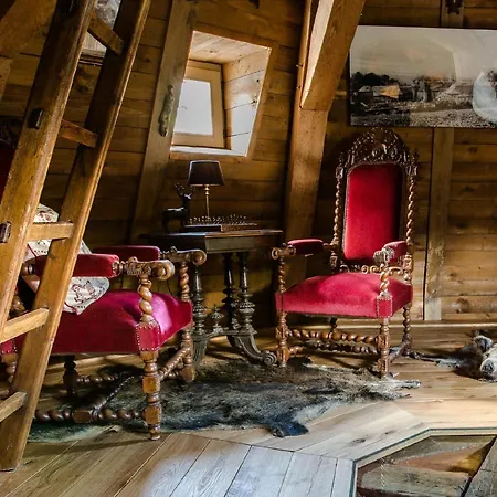 Schloss Adolphsburg Im Sauerland * Oberhundem