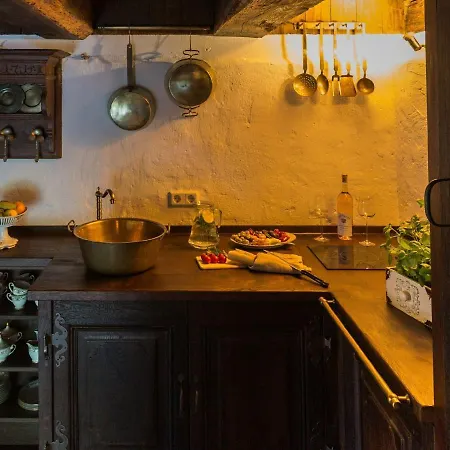 Schloss Adolphsburg Im Sauerland