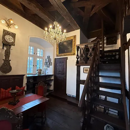 Schloss Adolphsburg Im Sauerland Oberhundem