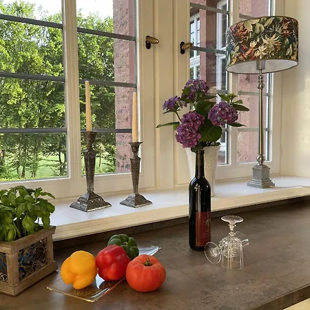 Schloss Adolphsburg Im Sauerland Oberhundem